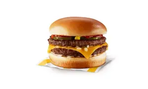 Ile kcal ma McDouble? Zaskakujące fakty o kaloriach w McDonald's