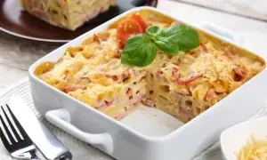 Z czym zrobić makaron na obiad? Proste i smaczne przepisy na dania