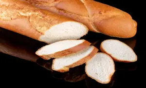 Ile kalorii ma bagietka? Zaskakujące różnice w wartościach kalorycznych