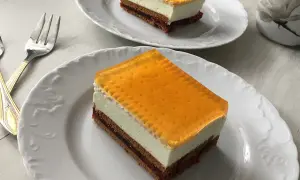 Proste ciasto z serkiem mascarpone i galaretką, z owocowym dżemem i biszkoptem. Idealne na deser.