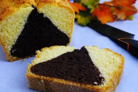 Wilgotna babka piaskowa z czekoladą, jak u Ewy z "Ewa Gotuje". Idealna na deser.