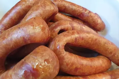 Najlepszy przepis na kiełbasę kruchą, który zawsze się udaje