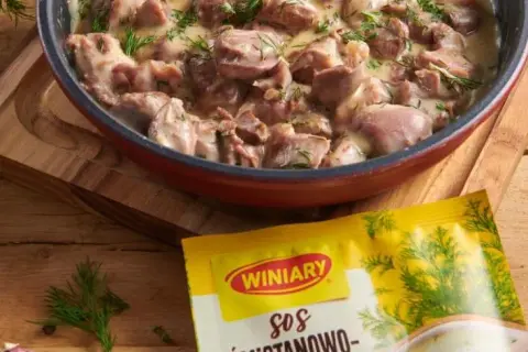 Serca drobiowe w sosie własnym – prosty przepis na pyszny obiad