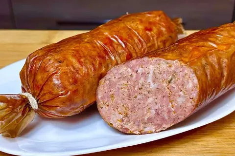 Jak przygotować kiełbasę golonkową - tradycyjne przepisy i porady