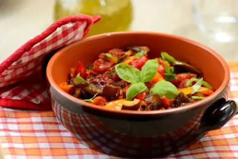 Obiad jak z restauracji w 30 minut – proste i smaczne przepisy