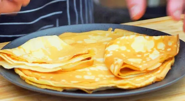 Naleśniki jak z restauracji przepis – idealne na każdą okazję
