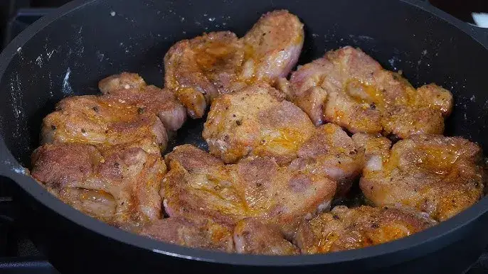 Zdjęcie Jak przygotować duszoną wieprzowinę, która zachwyci smakiem i aromatem