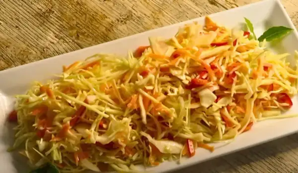 Kapusta jak z chińskiej restauracji - pyszny przepis na surówkę